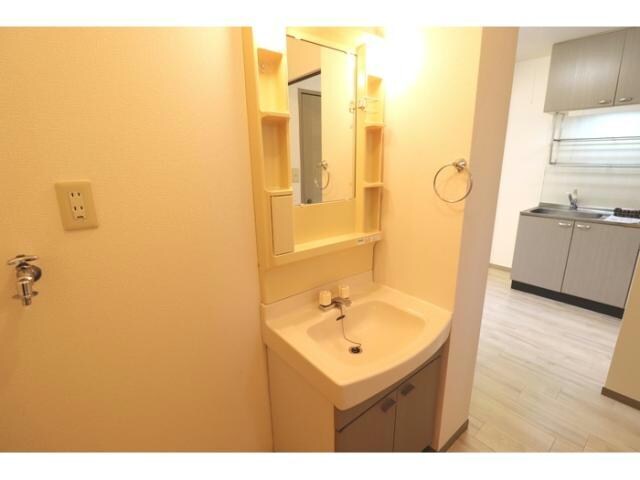 物件内観写真11　(別部屋写真、現状優先)