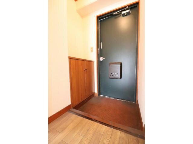 ハイネス佐藤の玄関回り