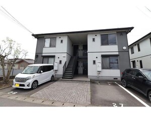 クレストタウン　A棟外観写真