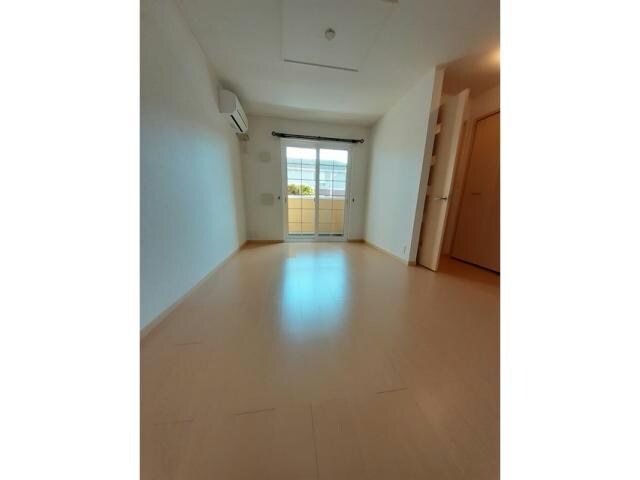 物件外観写真3　(102　LD)