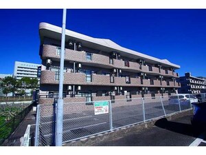 BLUE SKY 鴻川外観写真