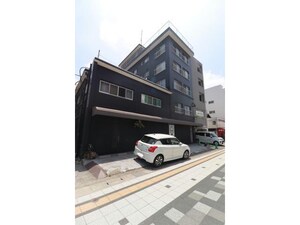 ユナイテッド金池プレイス外観写真