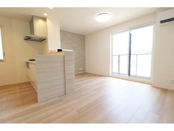 リビングダイニング