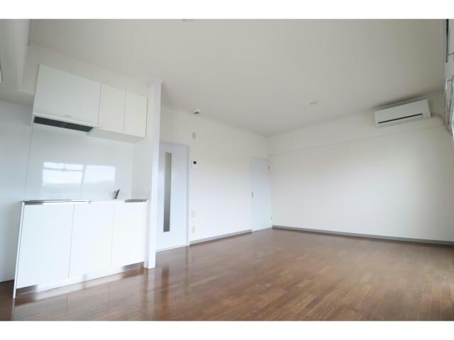 物件外観写真3　(302　LDK)