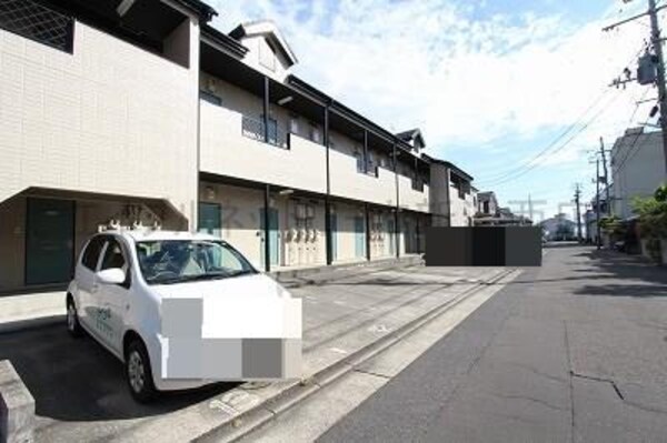 駐車場・駐輪場