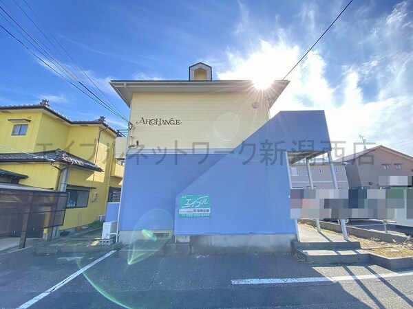 駐車場・駐輪場