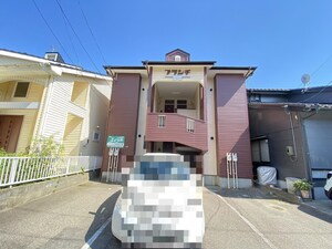 ブランチ外観写真