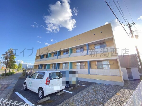 駐車場・駐輪場