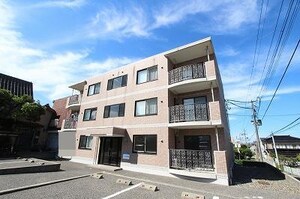 リヴェール外観写真