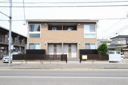 ソレアード小針外観写真