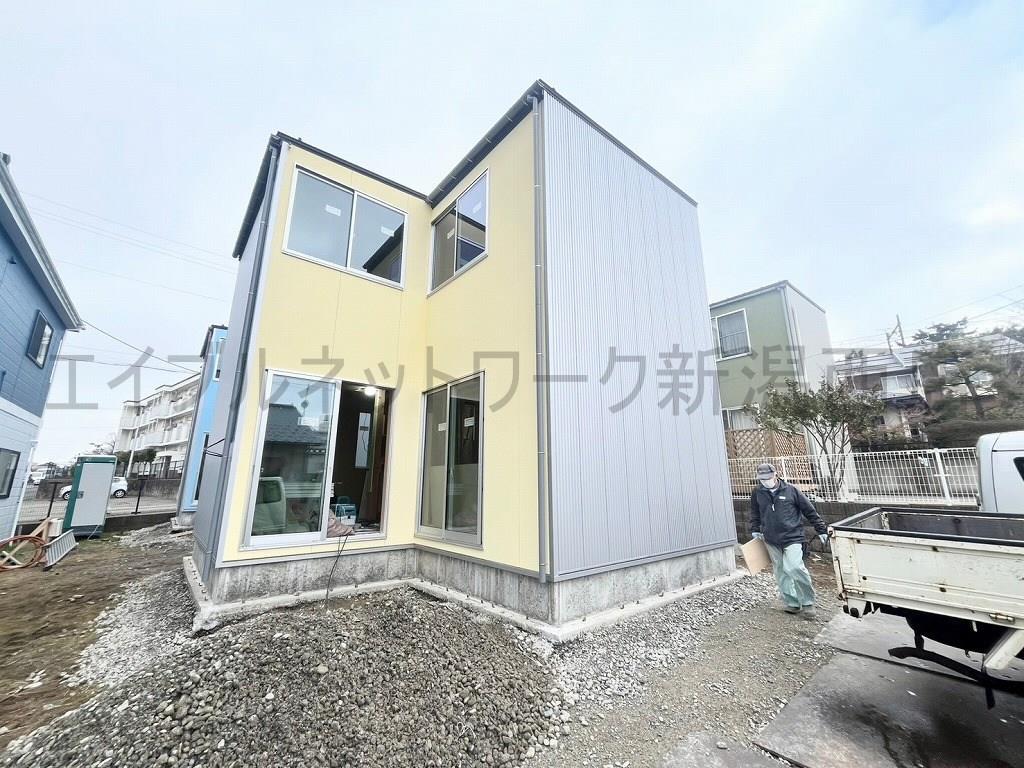 西区坂井エクシード