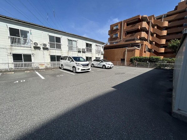 駐車場・駐輪場