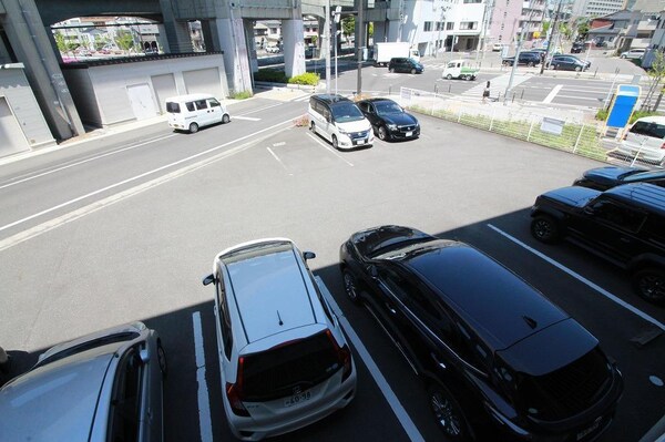 駐車場・駐輪場
