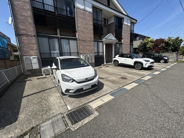 駐車場・駐輪場