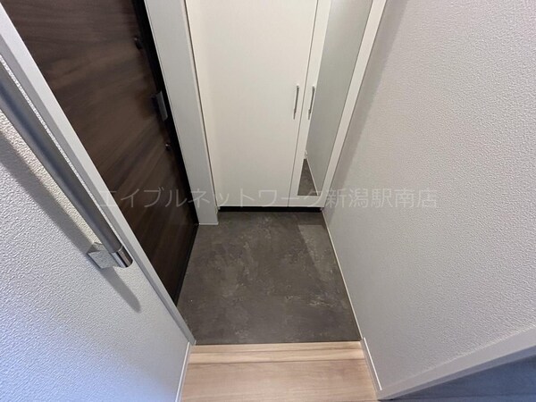 玄関周り