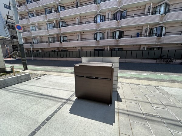 駐車場・駐輪場