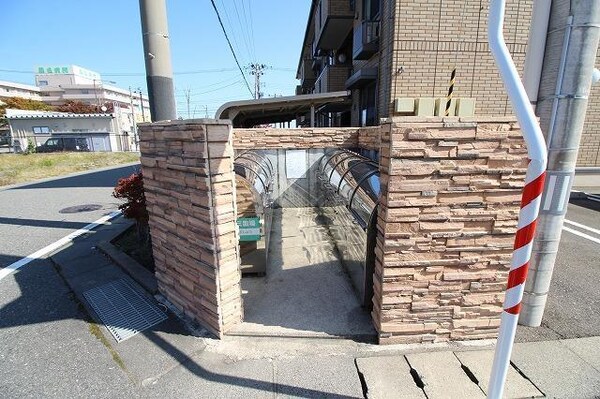 外観(ゴミステーション)
