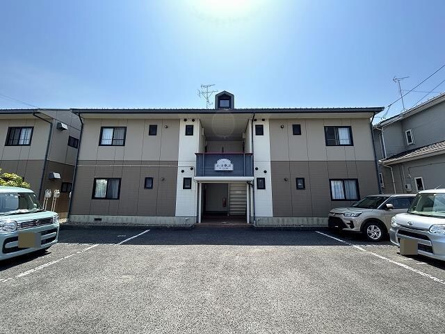 物件外観写真3　(B棟外観)