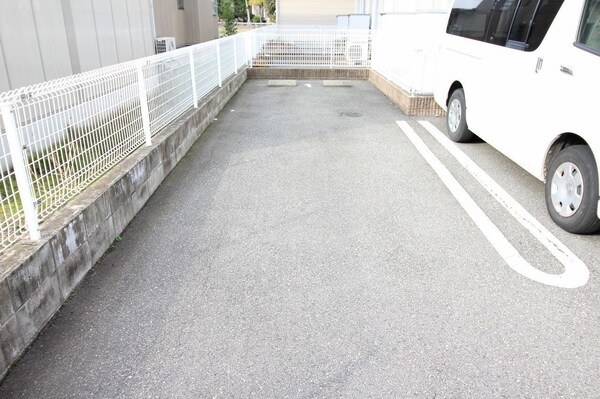 建物設備(駐車場の区画は確認が必要です。)