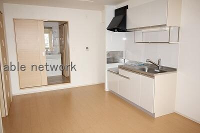 物件内観写真5　(※203号室参照)