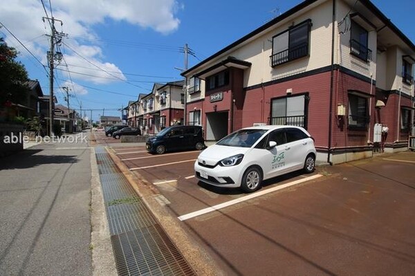 駐車場・駐輪場