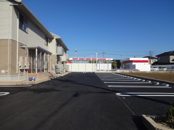 駐車場・駐輪場