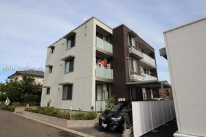 シャーメゾン牡丹山外観写真