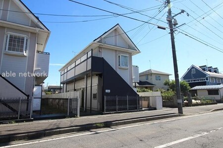 J-Base外観写真