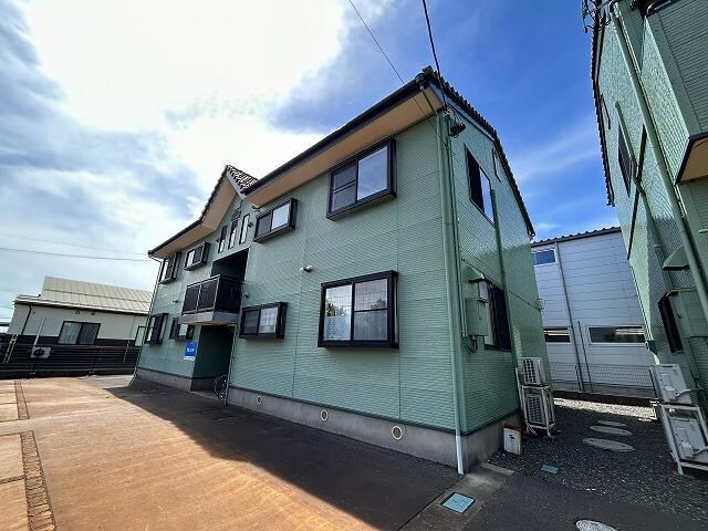 物件外観写真1　(A棟外観)