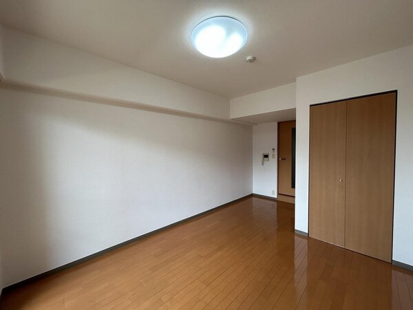 居室(同間取り・別部屋の写真です。)