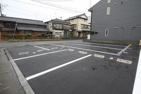 駐車場・駐輪場