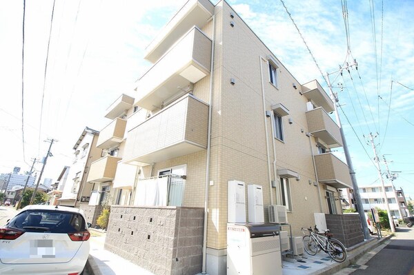 駐車場・駐輪場