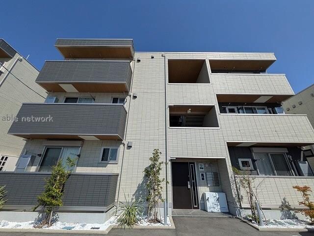 D-ROOM女池上山IIの物件外観写真