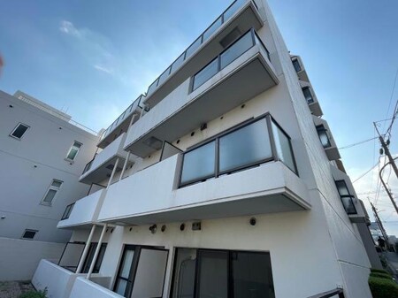 カトルセゾン代官山外観写真