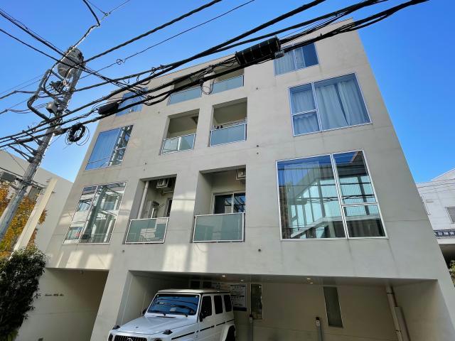 Nanpeidai HillTop House