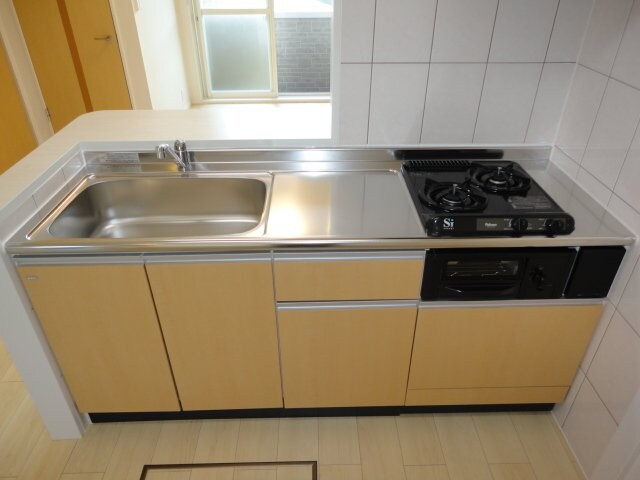 物件内観写真13　(キッチン（コンロ付き）)