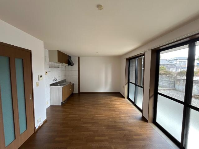 物件内観写真9　(リビング)