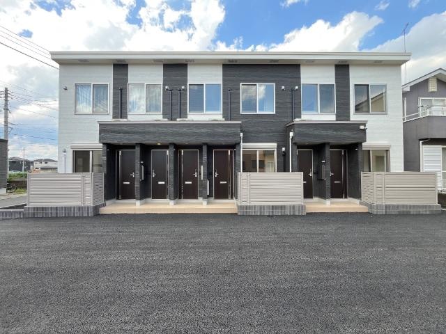 物件外観写真1　(外観写真（昼）)