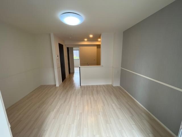 物件内観写真10　(リビング)