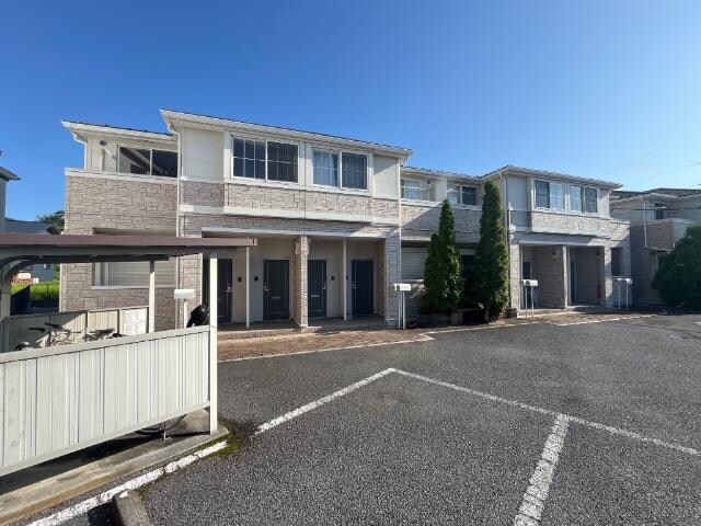 物件外観写真1　(外観写真（昼）)