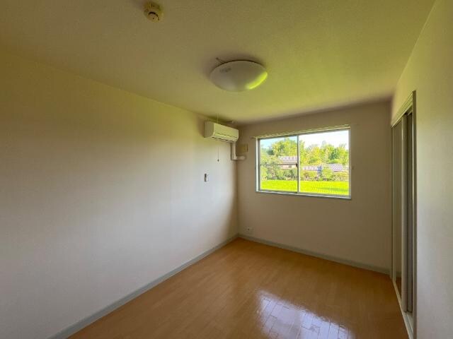 物件内観写真7　(洋室)