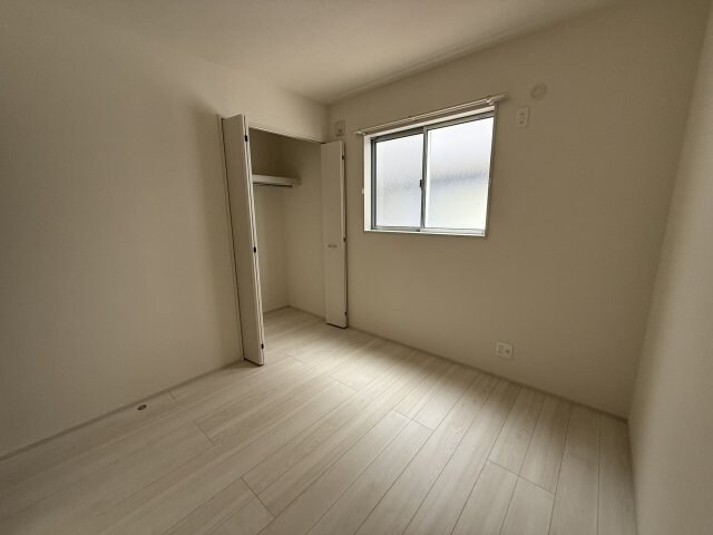 物件内観写真4　(同メーカーの同間取りの別物件の写真となります。現況優先となり)