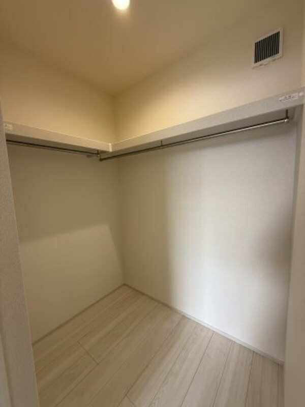 収納(同メーカーの同間取りの別物件の写真となります。現況優先となり)