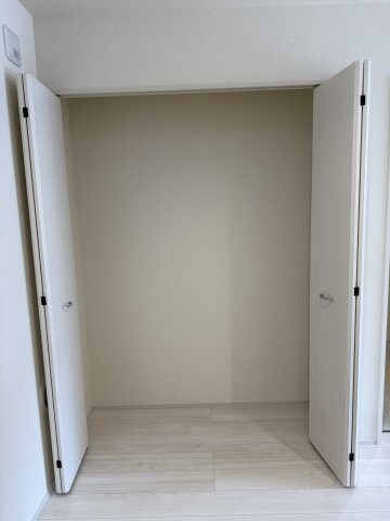 物件内観写真8　(同メーカーの同間取りの別物件の写真となります。現況優先となり)