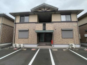 フラワーレジデンス鈴木 (2)弐番館外観写真
