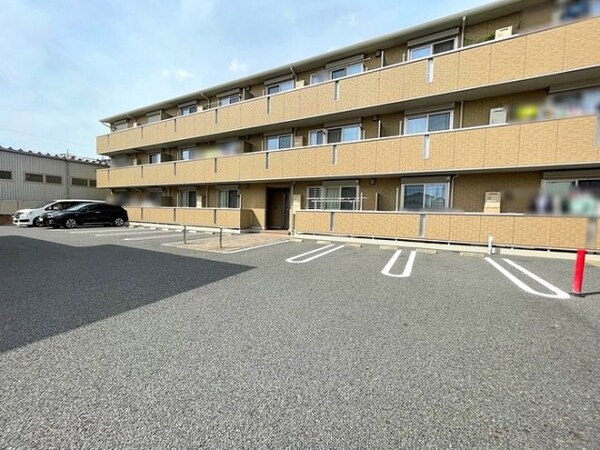 駐車場(駐車場)