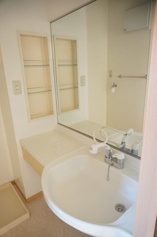 物件内観写真9　(同型別室の写真（現況優先となります。)