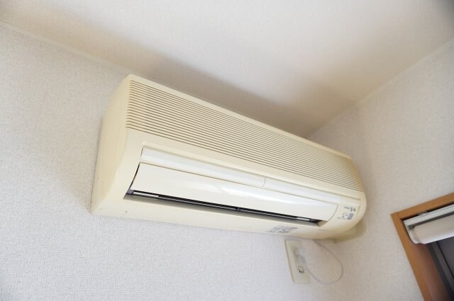 物件内観写真6　(別室（左右反転タイプ）の写真となります。)