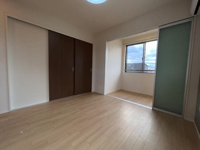 物件内観写真11　(リビング)