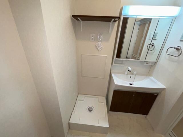 物件内観写真26　(洗濯機置場)